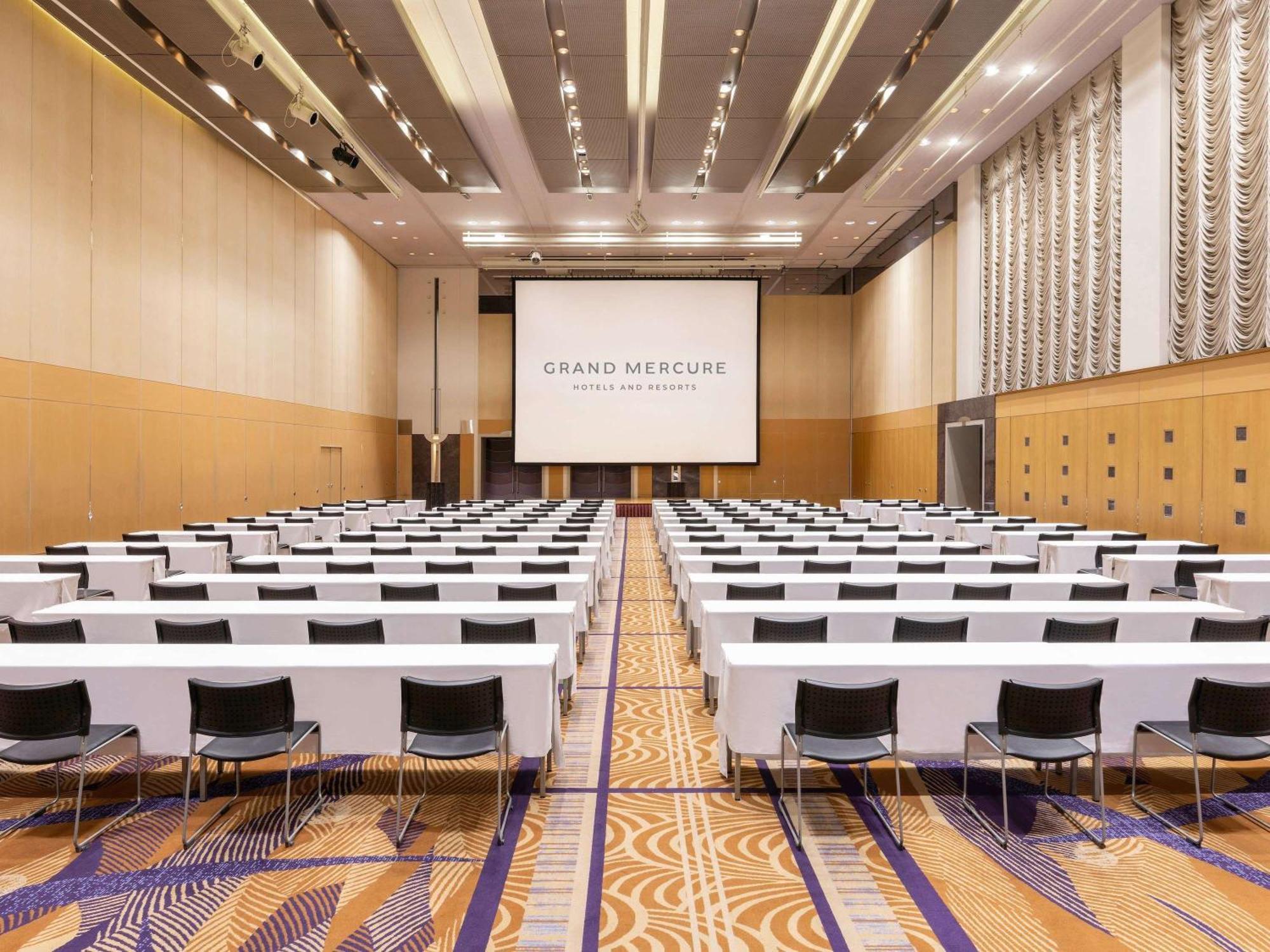 Grand Mercure Sapporo Odori Park Esterno foto