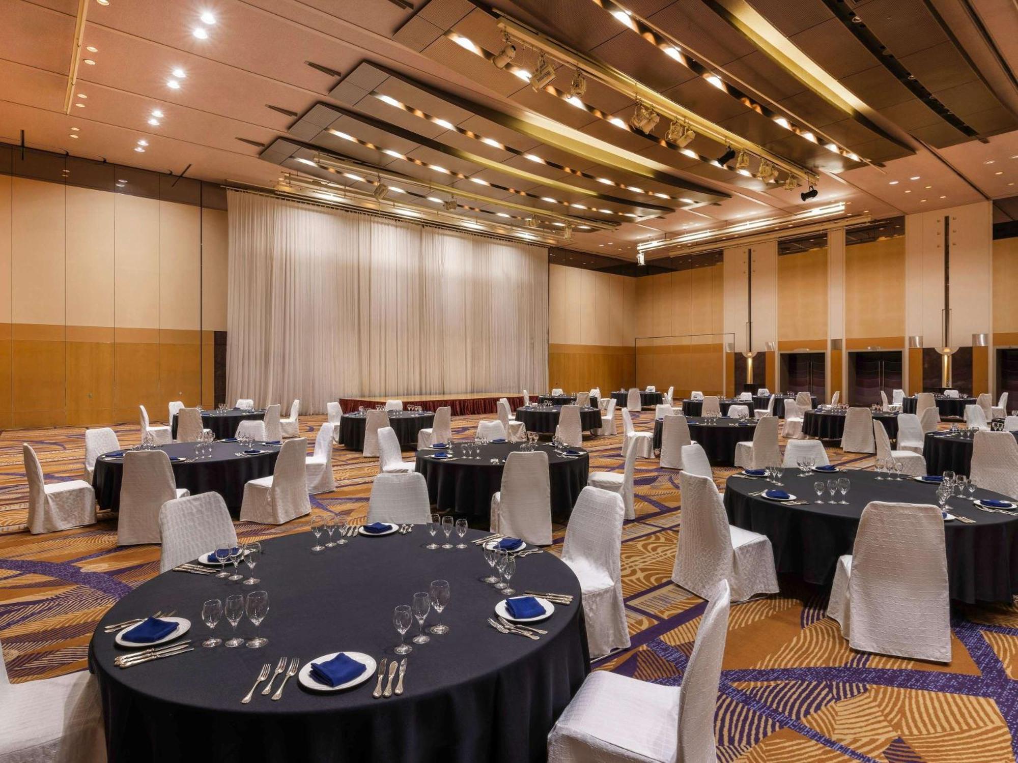 Grand Mercure Sapporo Odori Park Esterno foto